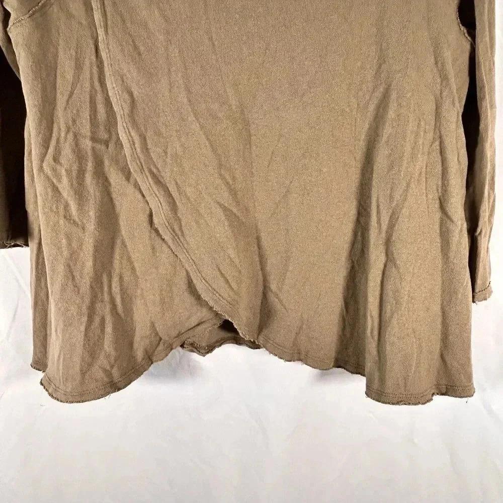 We the Free Blouse Women's Small Green Round Neck Partial Wrap 3/4 Sleeve - Picture 3 of 11